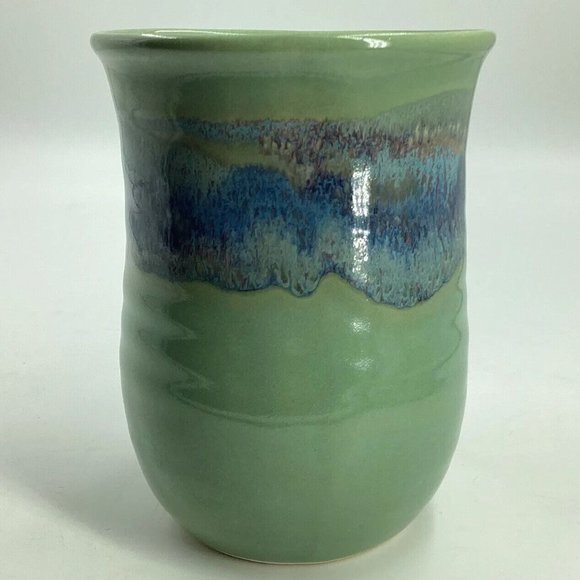 Neher Pottery Green Right Handed Hand Warmer Mug Clay in Motion 2015 Signed - Picture 3 of 10